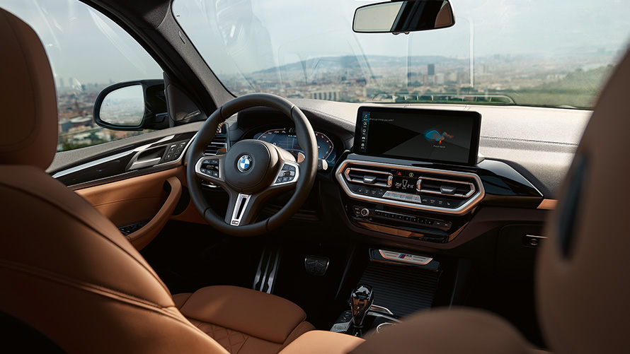 BMW X3 M40i G01 LCI modernizacja 2021 kokpit