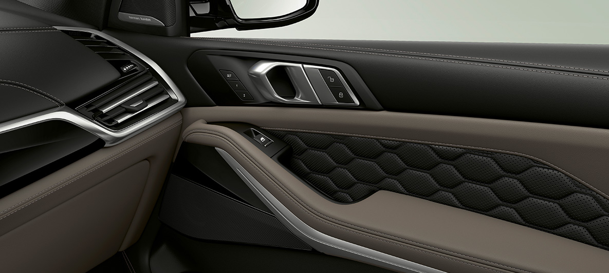 Pełna tapicerka ze skóry Merino BMW X5 M F95 Pełna tapicerka ze skóry Merino BMW X5 M F95 2020 SUV wnętrze