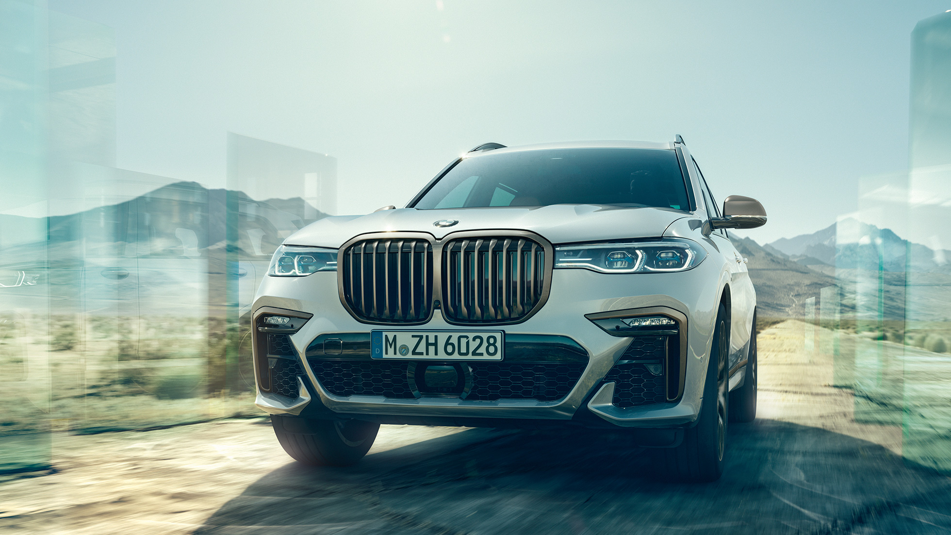 BMW X7 M50d, widok z przodu BMW X7 M50d w kolorze bieli mineralnej, widok z przodu, G07, 2019
