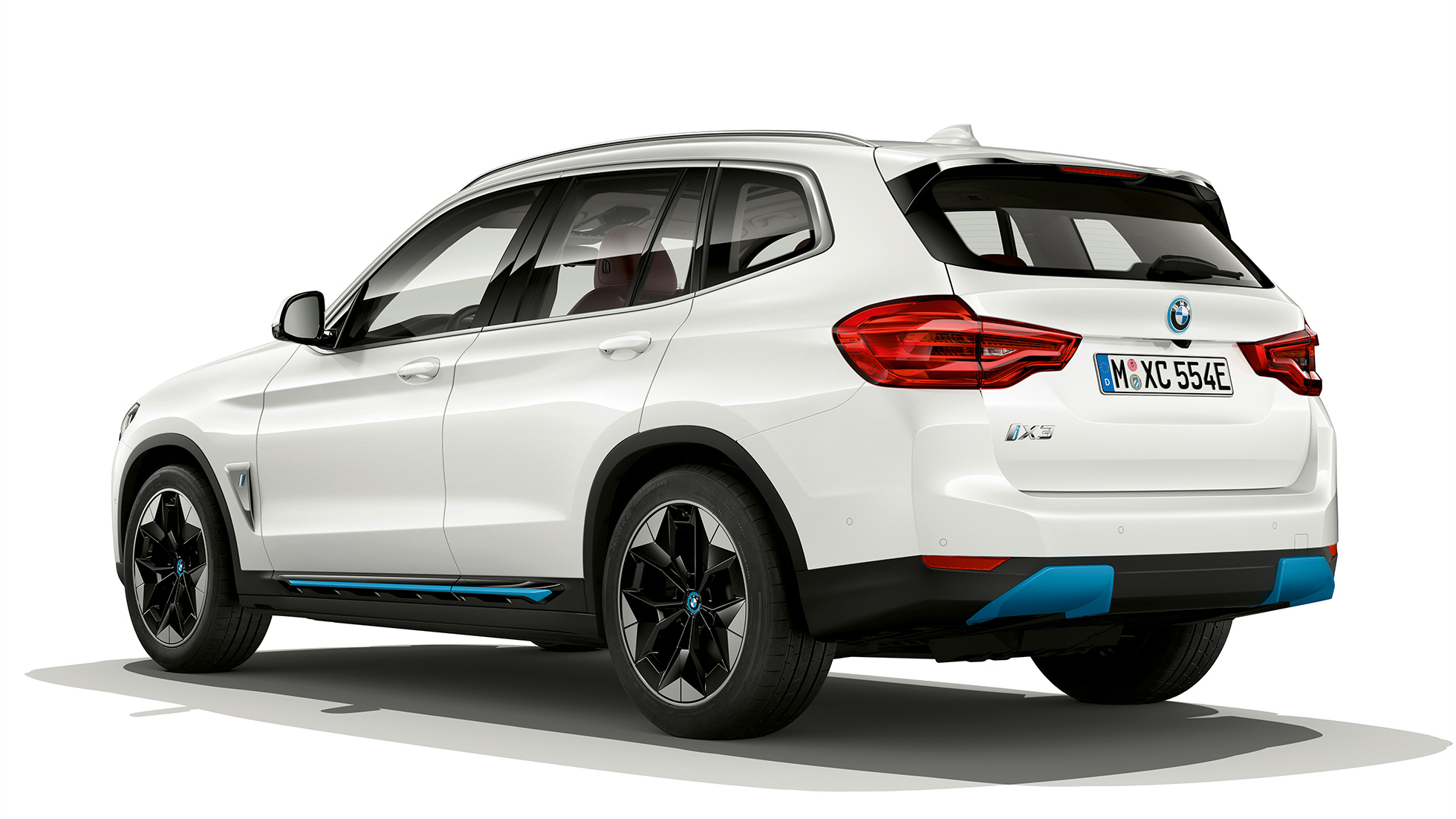 BMW iX3 G08, model Impressive, tylny półprofil BMW iX3 G08 2020, model Impressive, biel mineralna, metalizowany, tylny półprofil