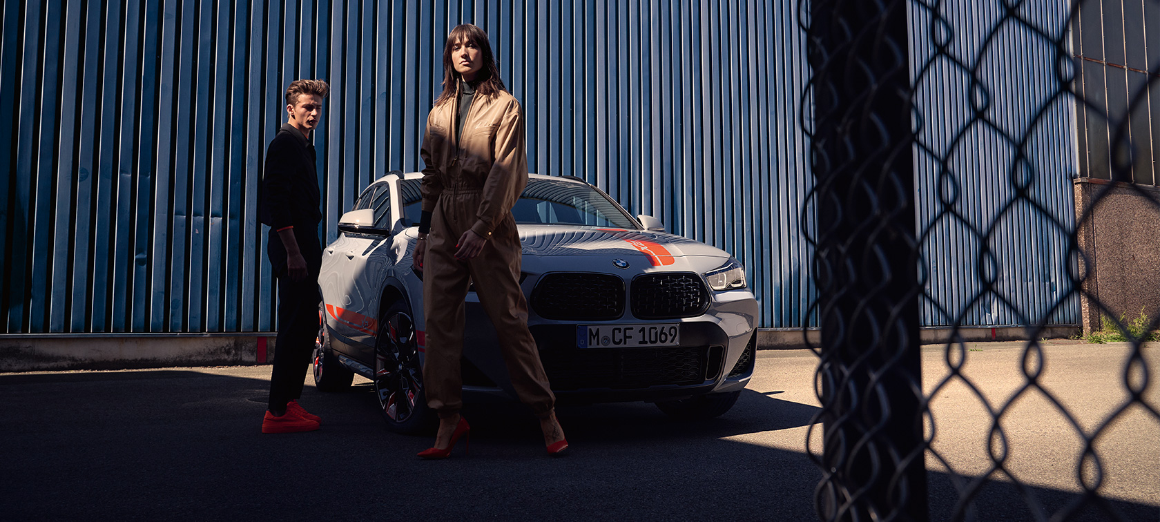 Przedni półprofil BMW X2 F39 Przedni półprofil BMW X2 F39 2020 szary Brooklyn