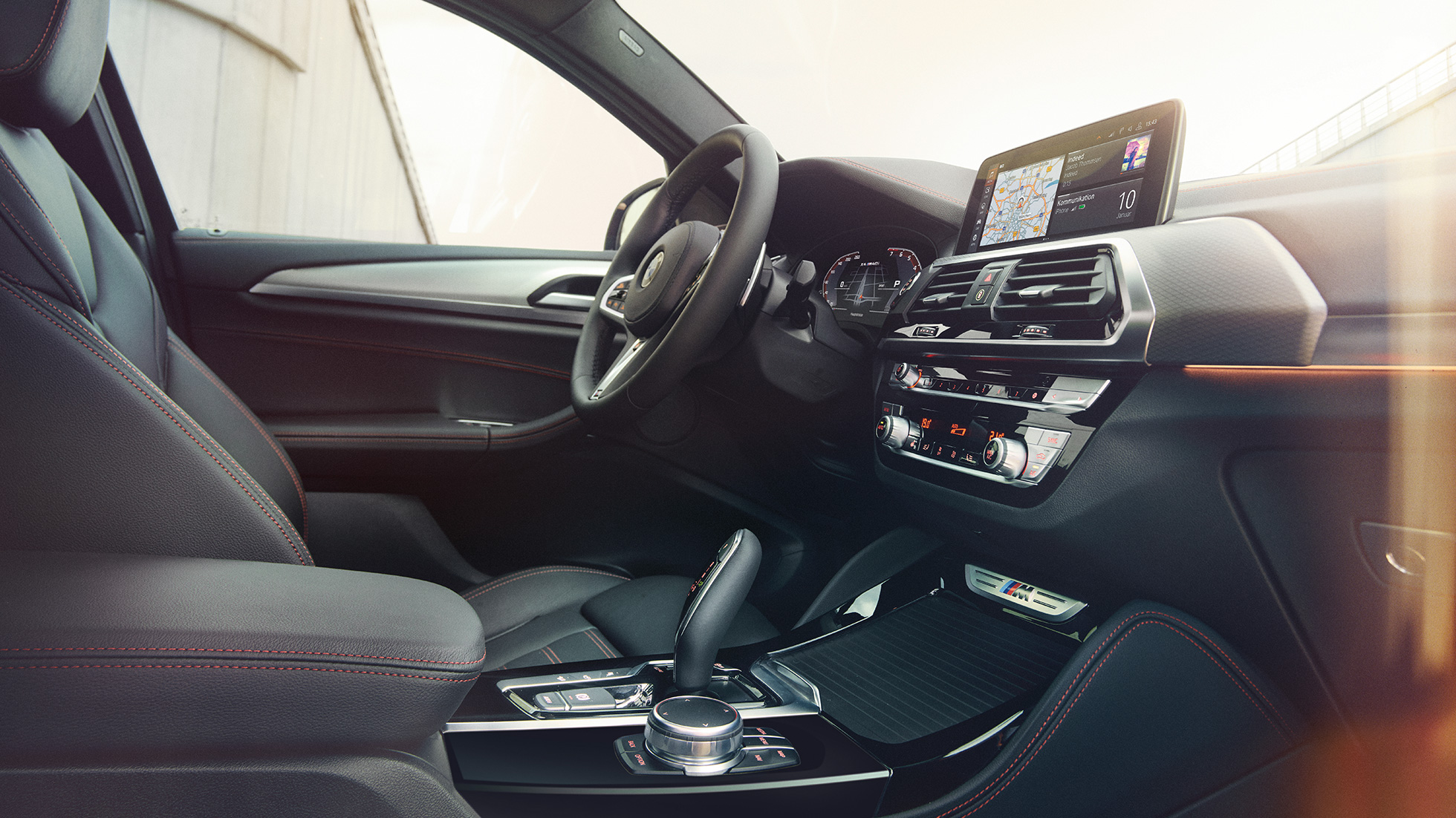 Wysokiej jakości wyposażenie wnętrza BMW X4 Wysokiej jakości wyposażenie wnętrza BMW X4 G02 2018 wnętrze