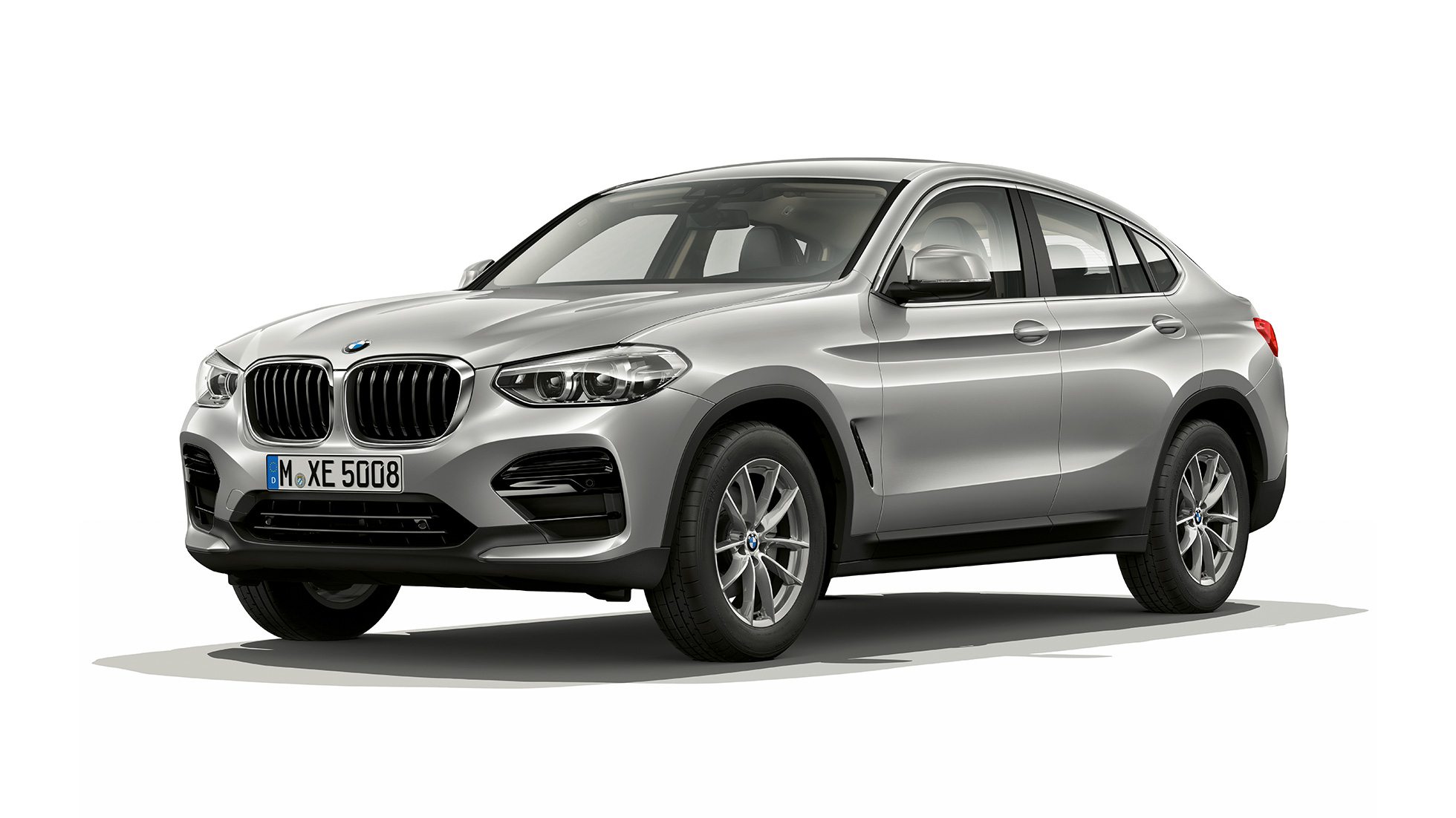 Przedni półprofil BMW X4 model Advantage BMW X4 xDrive20d model Advantage G02 2018 srebro lodowcowe, przedni półprofil