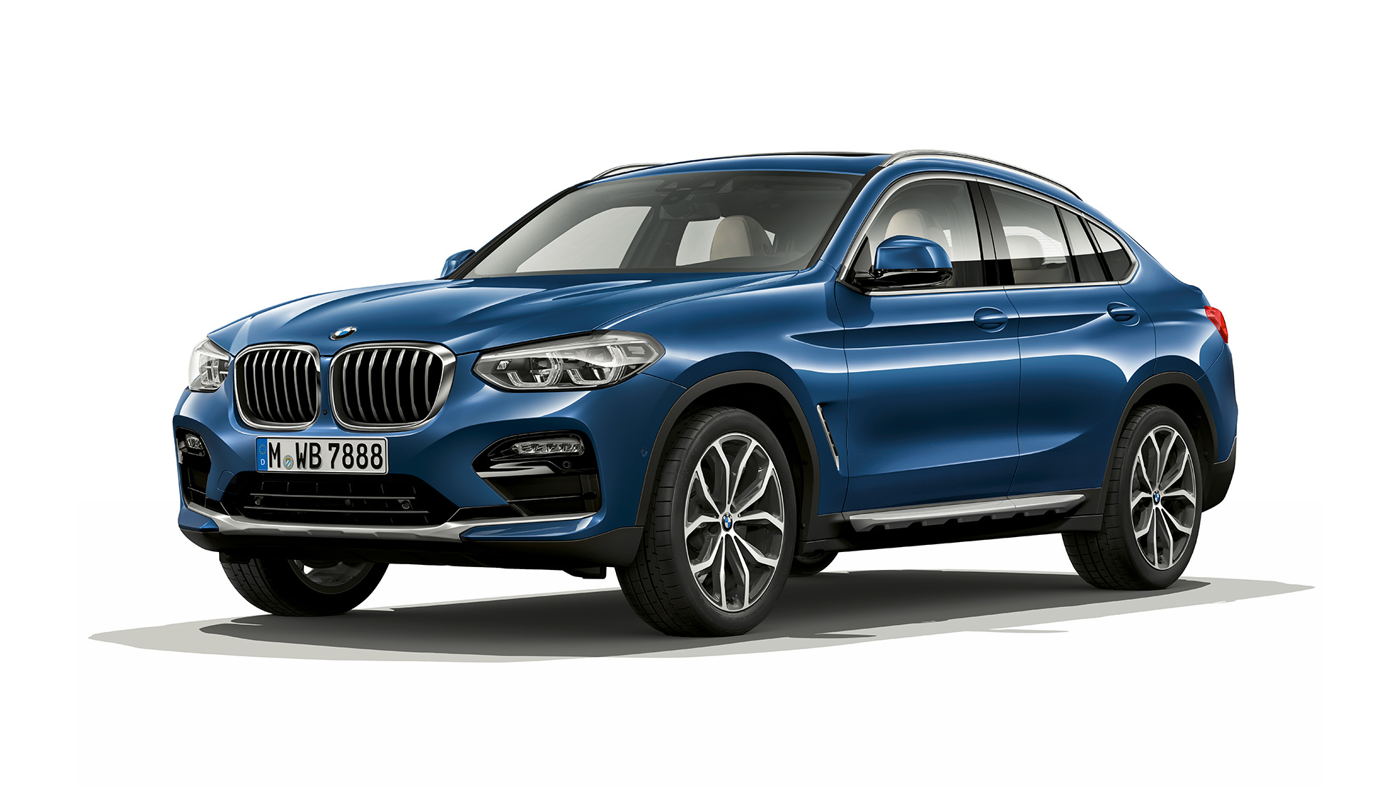 Przedni półprofil BMW X4 model xLine BMW X4 xDrive20d model xLine G02 2018 niebieski Phytonic, przedni półprofil