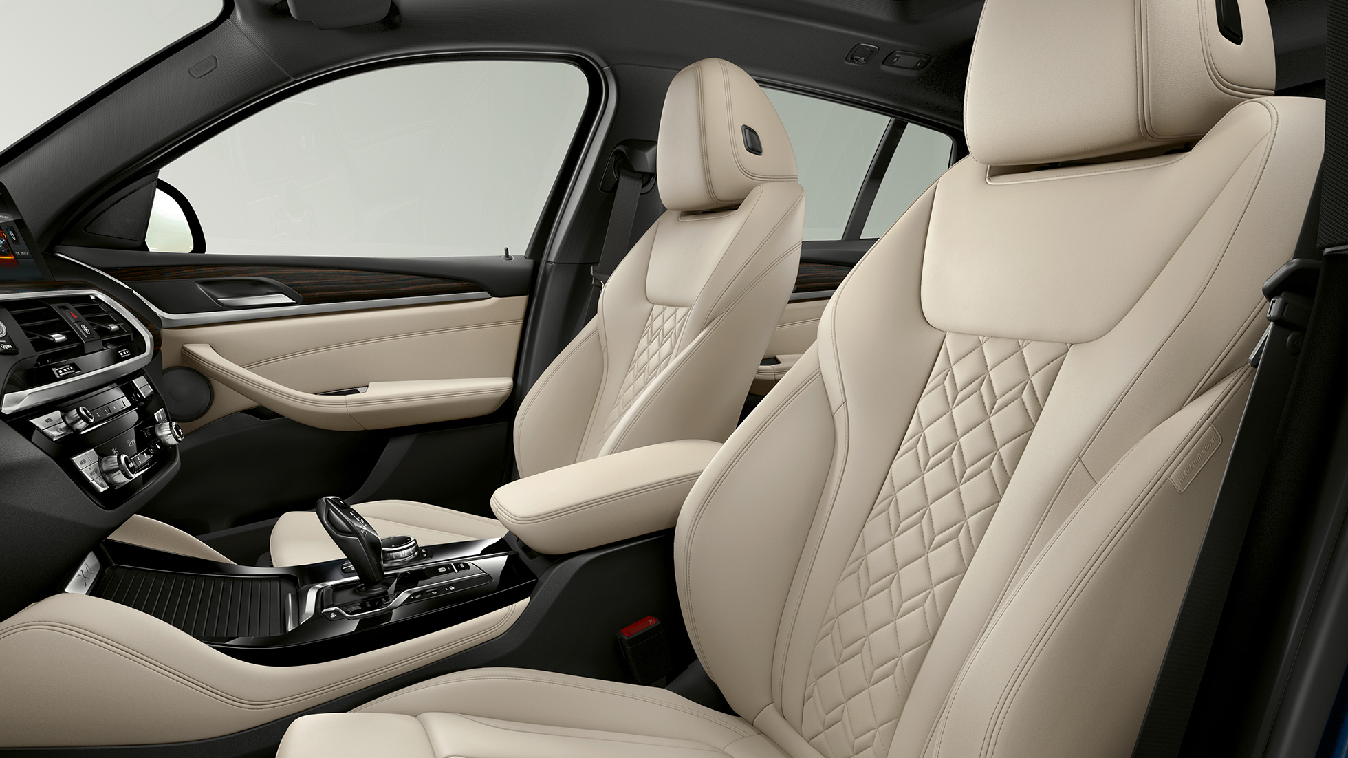 Tapicerka BMW X4 model xLine Tapicerka BMW X4 xDrive20d model xLine G02 2018 wnętrze