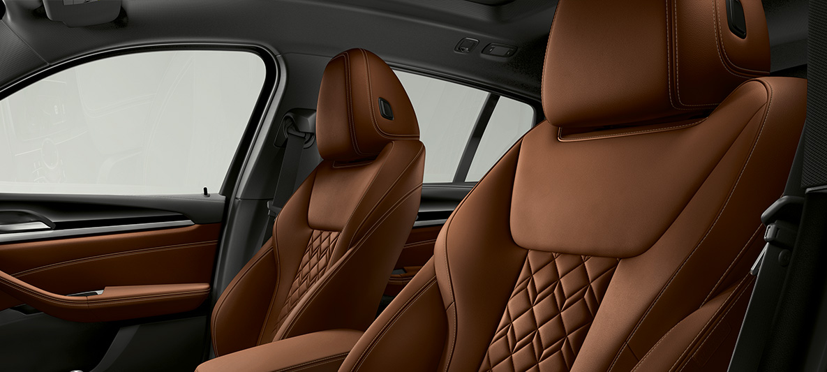 Rozszerzona tapicerka BMW Individual ze skóry Merino, truflowa BMW X4 Rozszerzona tapicerka BMW Individual ze skóry Merino, truflowa BMW X4 G02 2018 wnętrze