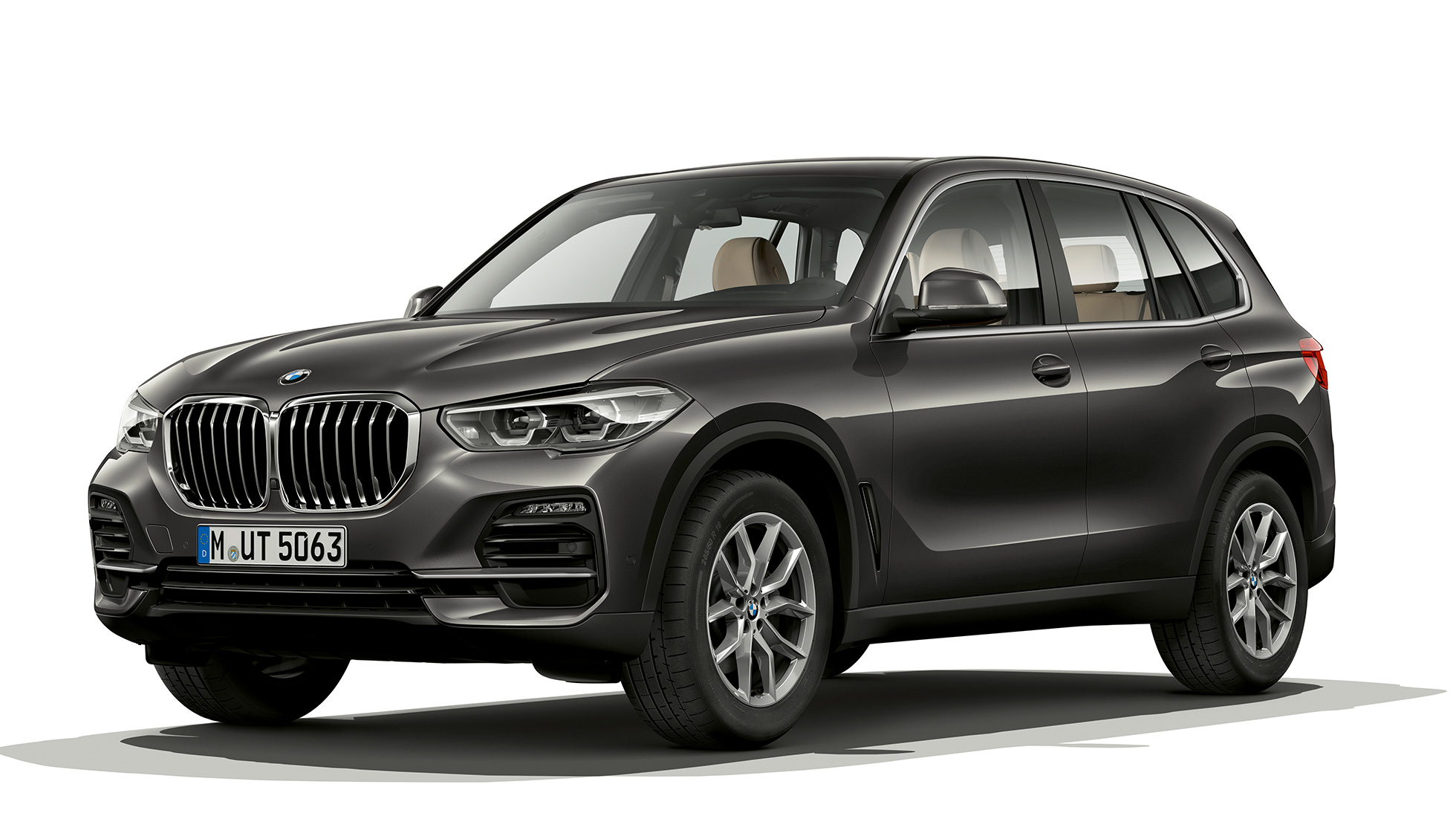 Model podstawowy BMW X5 xDrive30d, przedni półprofil Model podstawowy BMW X5 xDrive30d G05 2018, szary Sophisto z brylantowym połyskiem, metalizowany, przedni półprofil
