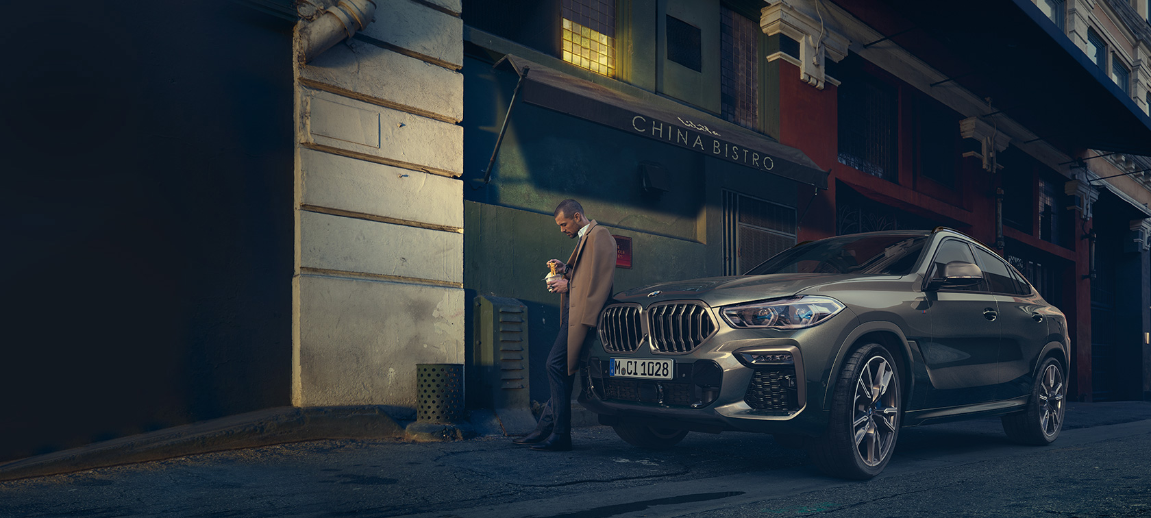 Samochody opancerzone BMW Samochody opancerzone BMW BMW podczas jazdy w mieście