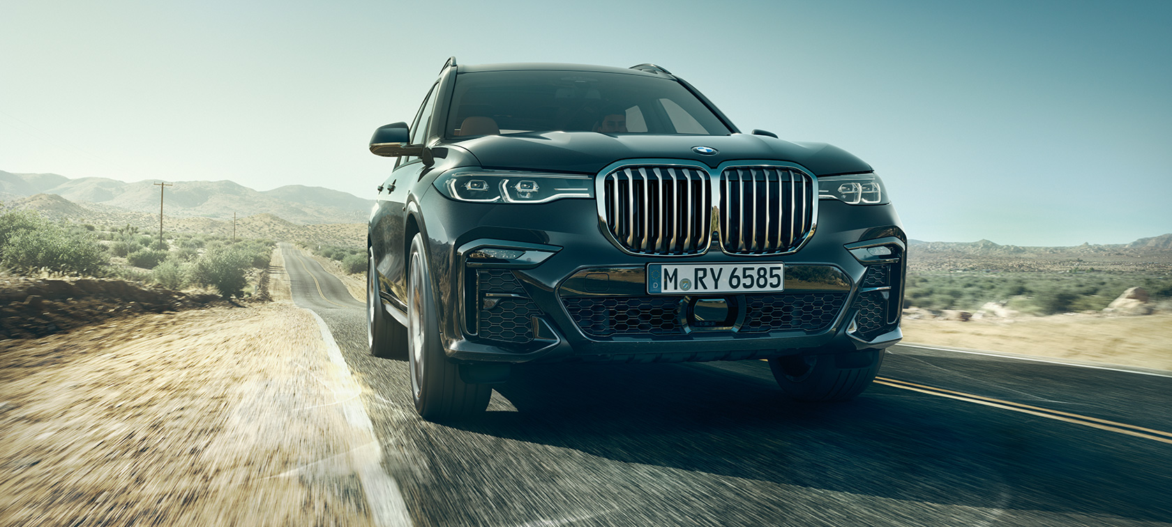 BMW X7, widok z przodu BMW X7, widok z przodu