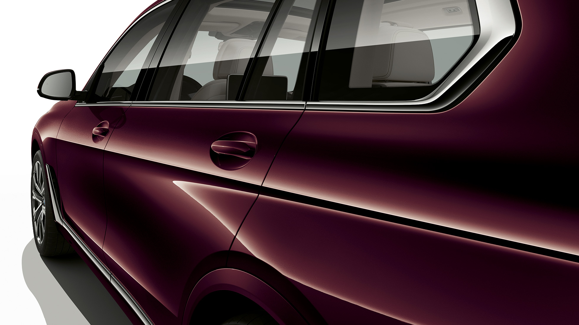 BMW X7, deska rozdzielcza pakietu M Sport Zbliżenie przednie na deskę rozdzielczą BMW X7 z cechami pakietu M Sport