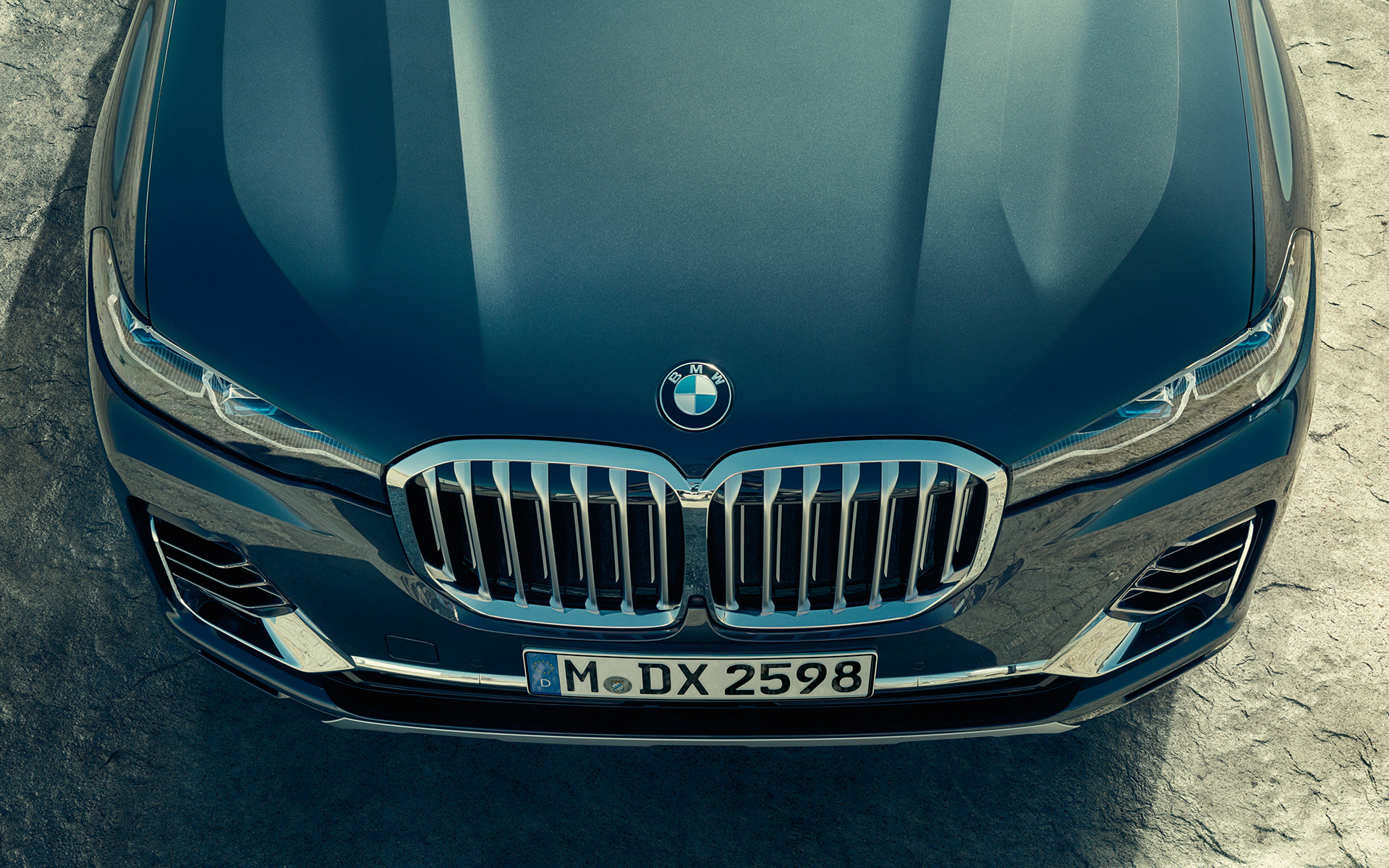 BMW X7 G07 2019 atrapa chłodnicy BMW widok z góry BMW X7 G07 2019 atrapa chłodnicy BMW widok z góry