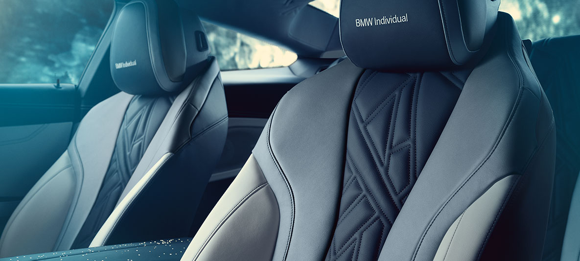 BMW Individual M850i NIGHT SKY, Sportowe fotele BMW Individual Sportowe fotele BMW Individual w BMW Individual M850i NIGHT SKY - zbliżenie