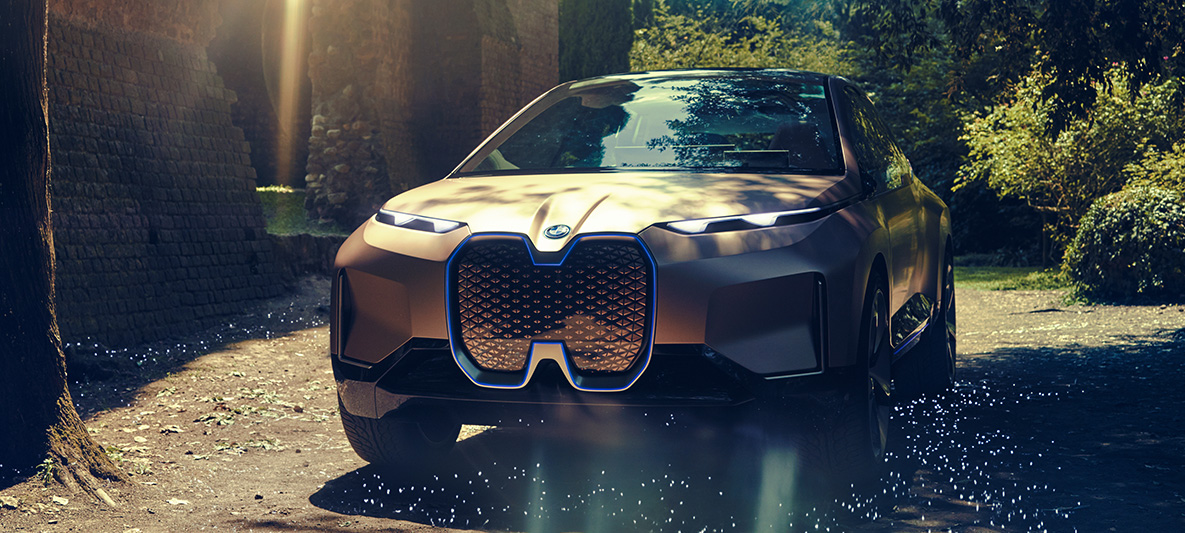BMW Vision iNEXT z przodu BMW Vision iNEXT z przodu