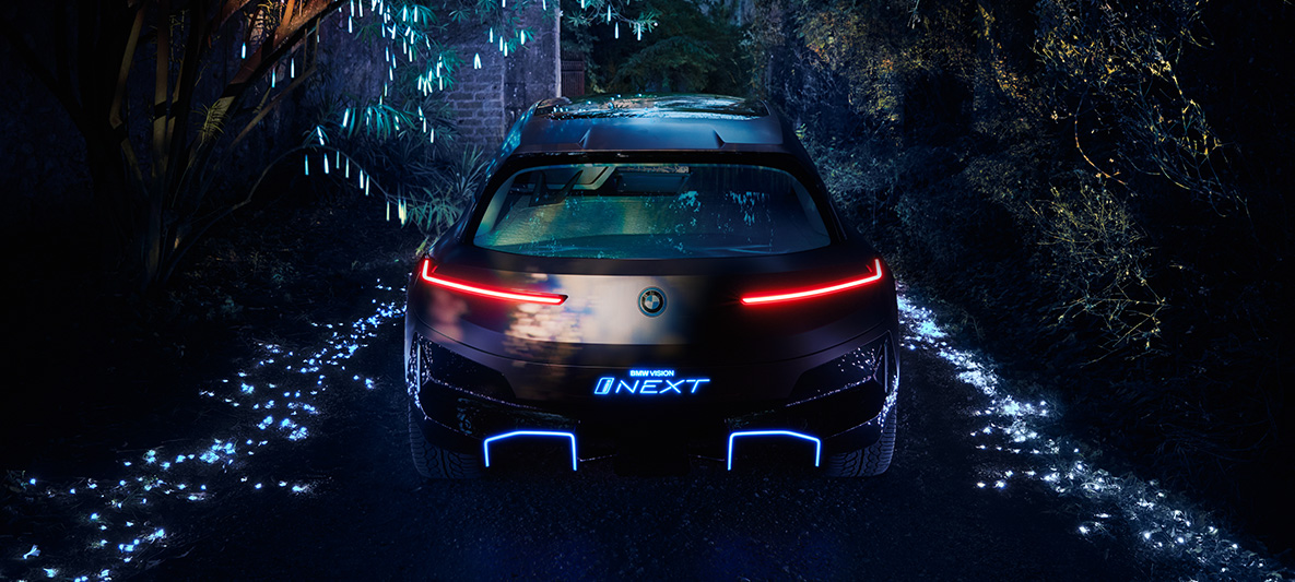 BMW Vision iNEXT z tyłu BMW Vision iNEXT z tyłu