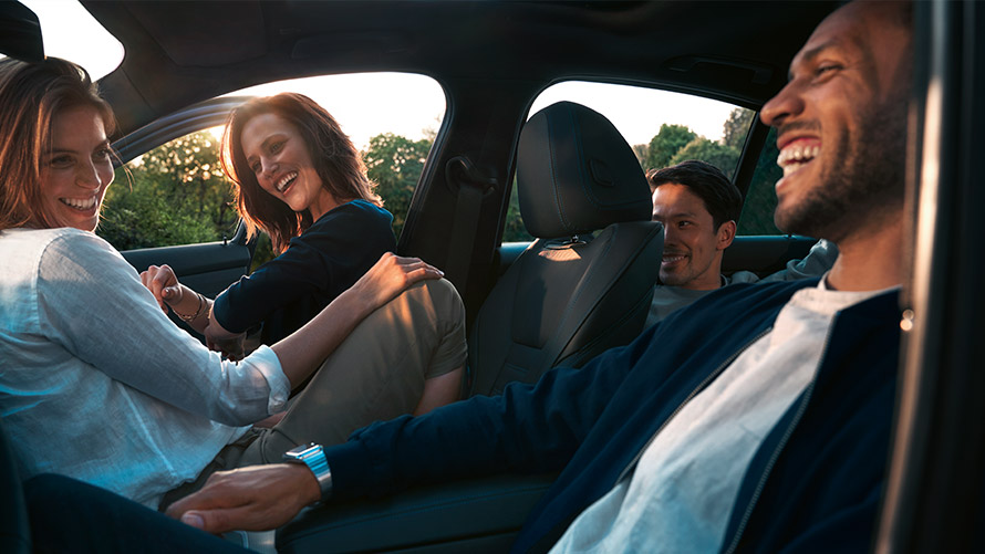 Online Entertainment Online Entertainment pokazuje się na wyświetlaczu BMW