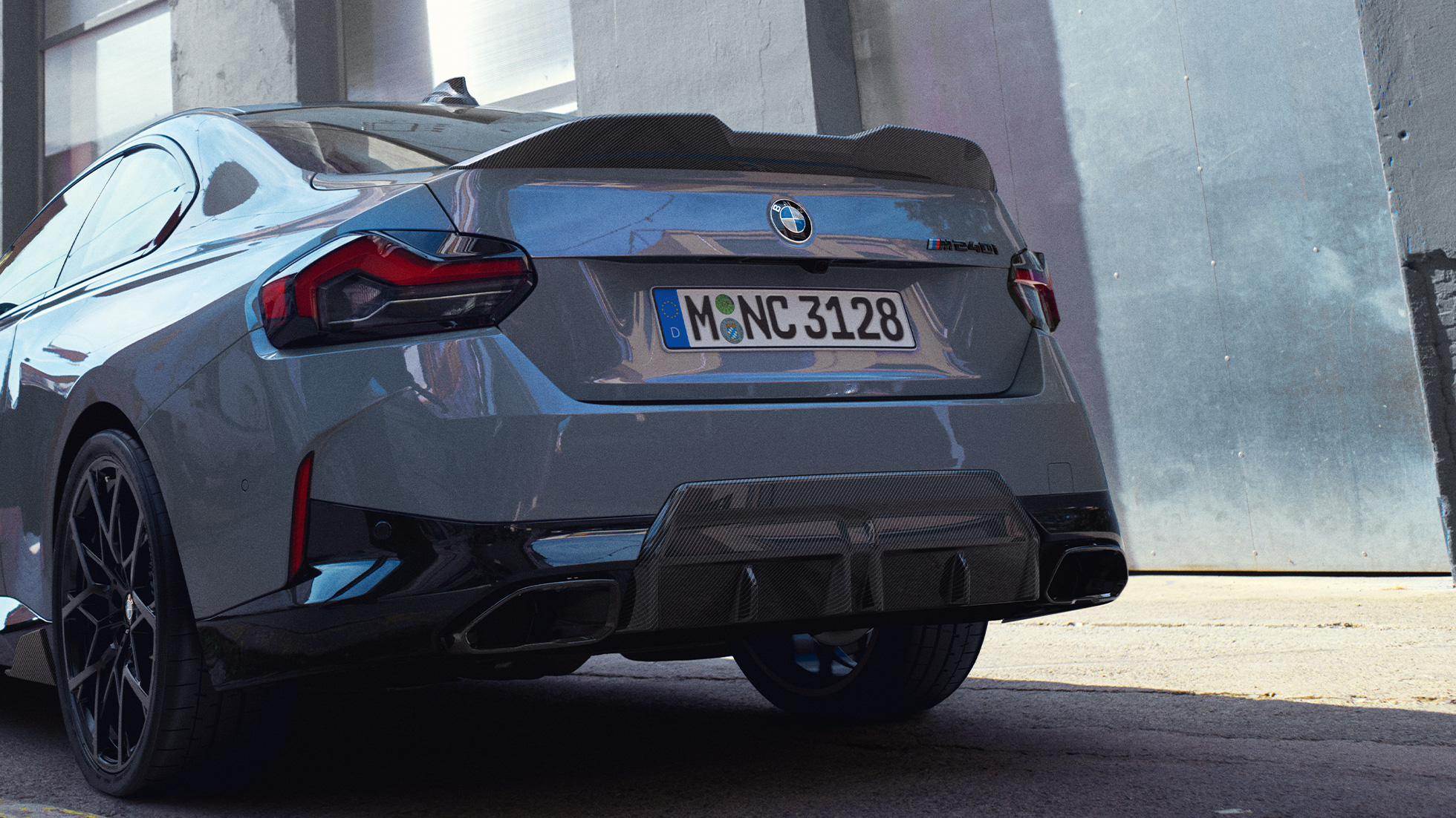BMW serii 2 Coupé G42 widok z tyłu zbliżenie Akcesoria BMW M Performance Parts BMW serii 2 Coupé G42 widok z tyłu zbliżenie