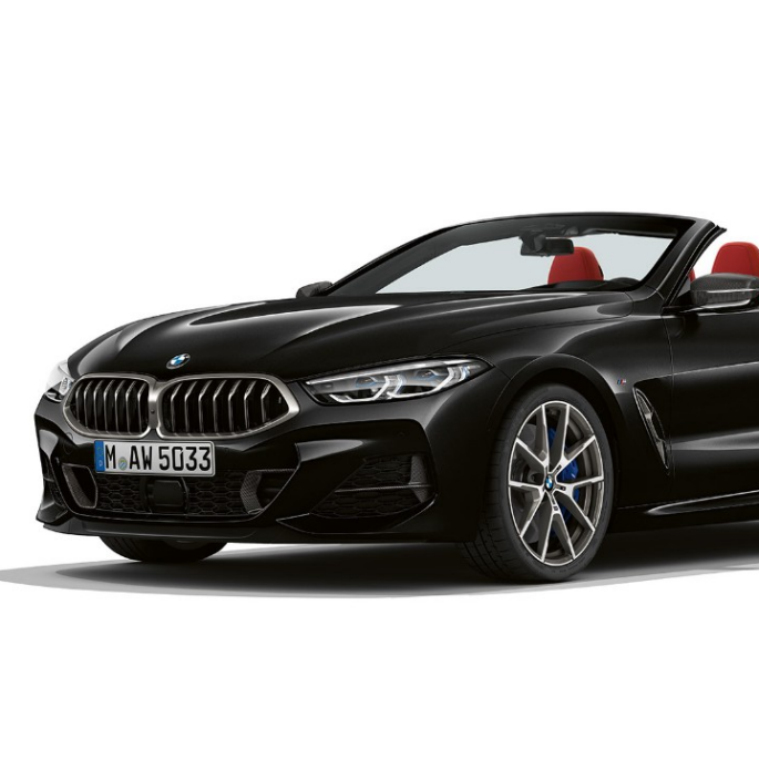 BMW M850i xDrive, czarny karbon metalizowany, listwa progowa. BMW M850i xDrive, czarny karbon metalizowany, listwa progowa.